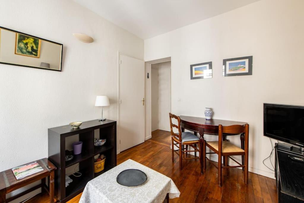 Lecourbe - Cosy Proche Montparnasse * Parigi